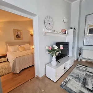 Ragusa Apartment