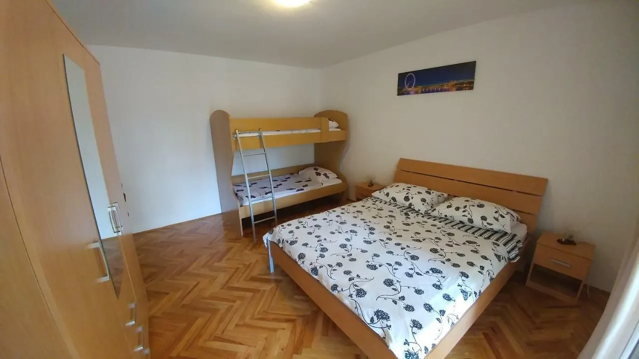 Apartment Ariana Rovinj 0*,